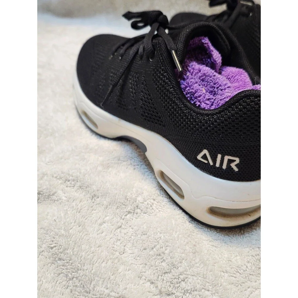 AIR Black Sneakers Size 8